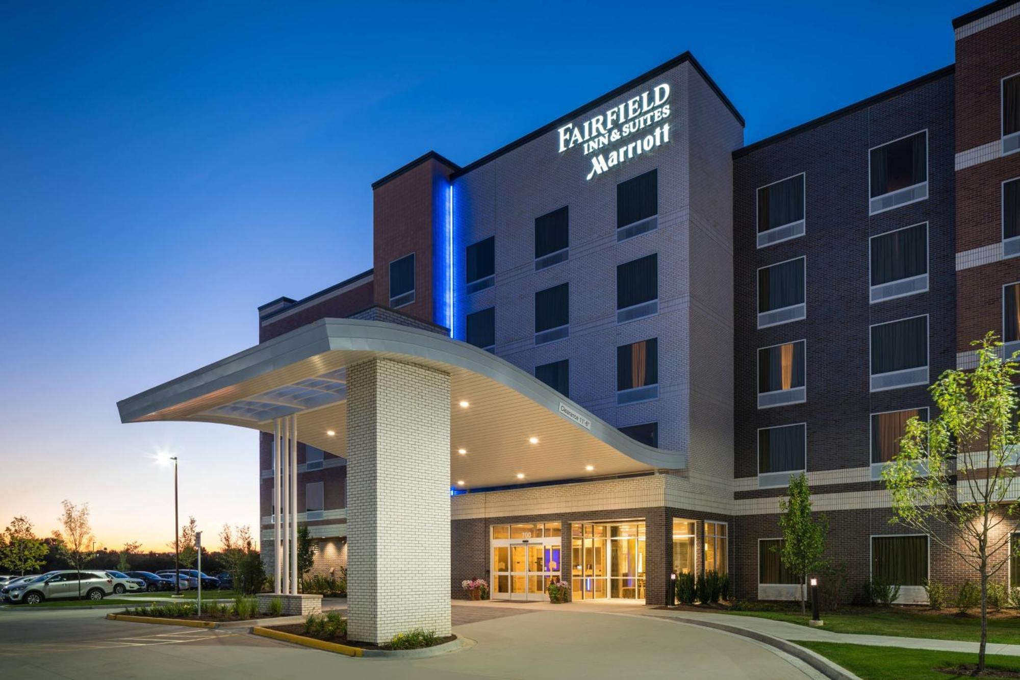 Fairfield Inn & Suites By Marriott Chicago Schaumburg Exterior photo